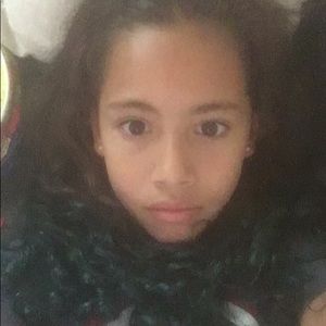 Meet your Posher, Noelis zoe